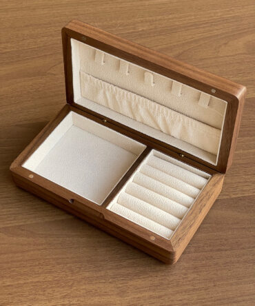 hộp đựng đồ trang sức cỡ nhỏ