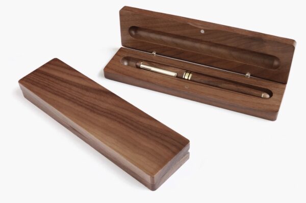 hộp đựng bút gỗ khắc tên