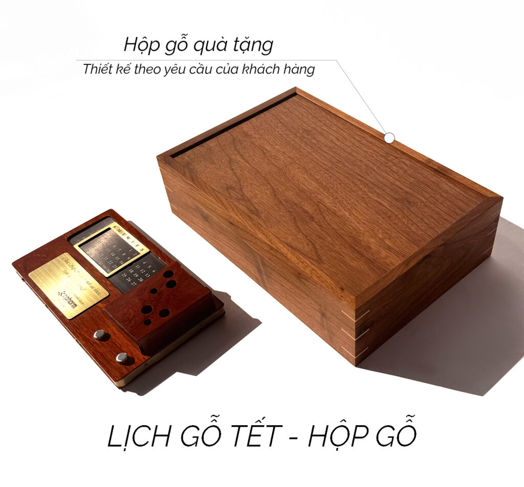 sản xuất lịch gỗ để bàn